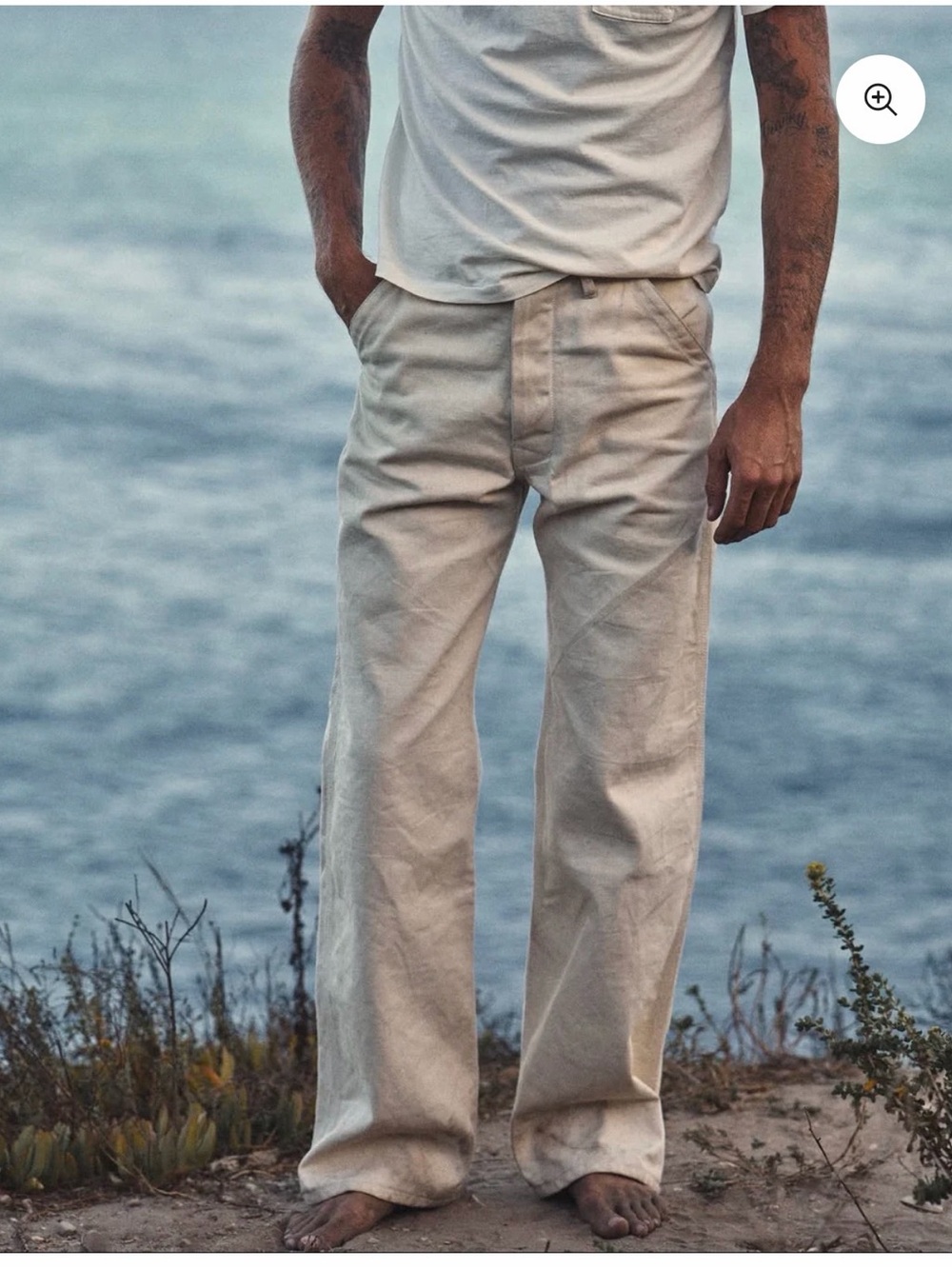 Relaxed Straight-Leg Jeans in Light Beige